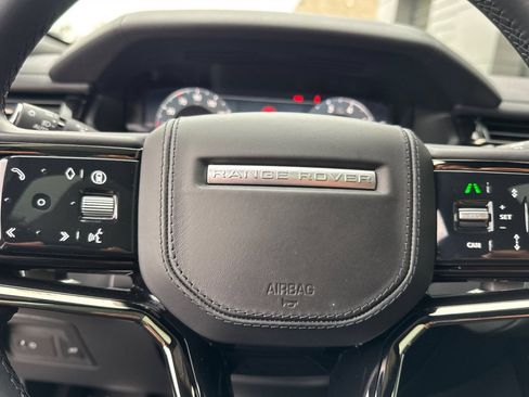 Certified 2026 Land Rover Range Rover Velar Dynamic SE AWD/4WD image 26