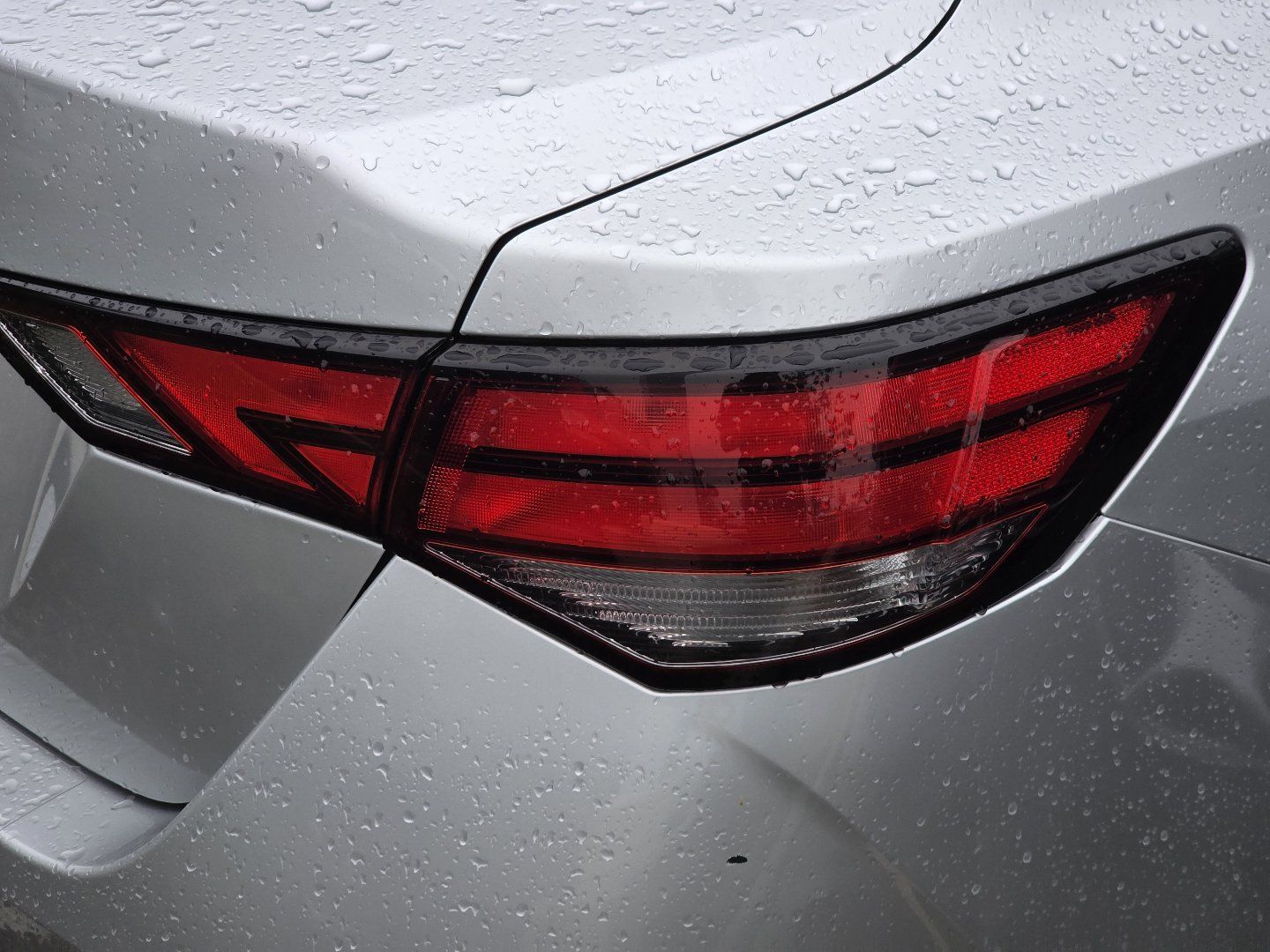 Used 2020 Nissan Sentra S FWD image 13