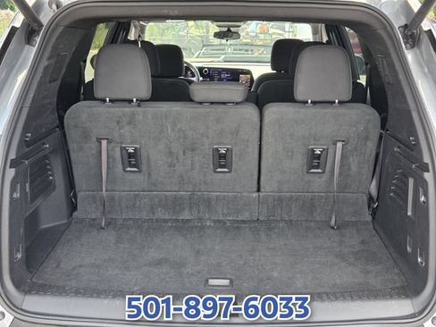 Used 2024 Chevrolet Traverse LT FWD image 13