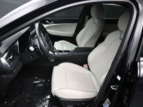 Used 2024 Genesis G70 2.5T w/ Sport Prestige Package RWD image 16