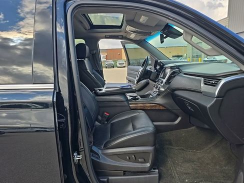 Used 2015 Chevrolet Tahoe LT w/ Luxury Package AWD/4WD image 13
