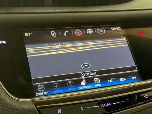 Used 2017 Cadillac XT5 Luxury w/ Driver Awareness Package FWD image 23