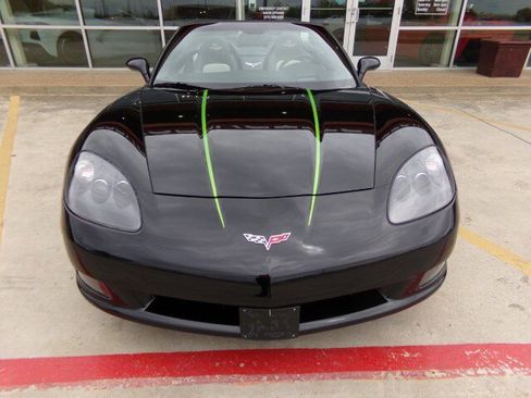Used 2008 Chevrolet Corvette Convertible w/ Preferred Equipment Group image 2