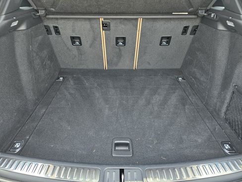 Certified 2026 Porsche Macan AWD/4WD image 31