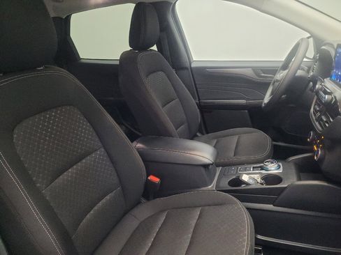 Used 2025 Ford Escape Active AWD/4WD image 21