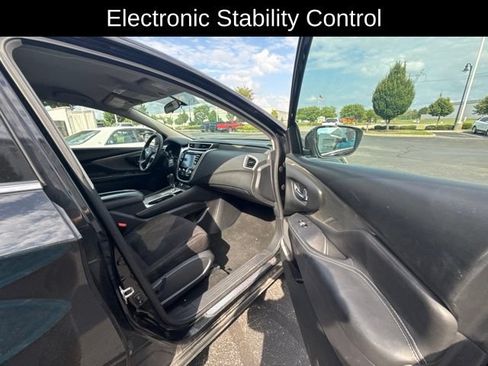 Used 2018 Nissan Murano S AWD/4WD image 17