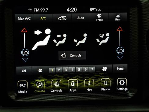 Used 2022 Jeep Wrangler Unlimited Sahara w/ Cold Weather Group AWD/4WD image 33