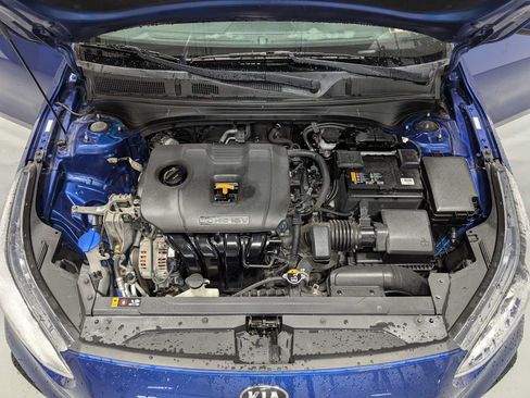 Used 2020 Kia Forte LXS FWD image 14