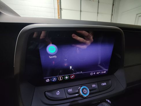 Used 2021 Chevrolet Camaro SS image 30