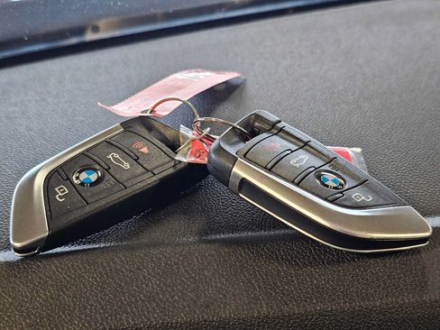 Used 2023 BMW i4 eDrive35 RWD image 35