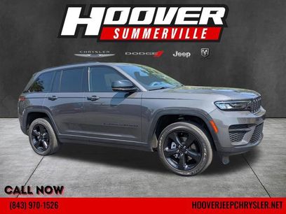 Used 2023 Jeep Grand Cherokee Altitude