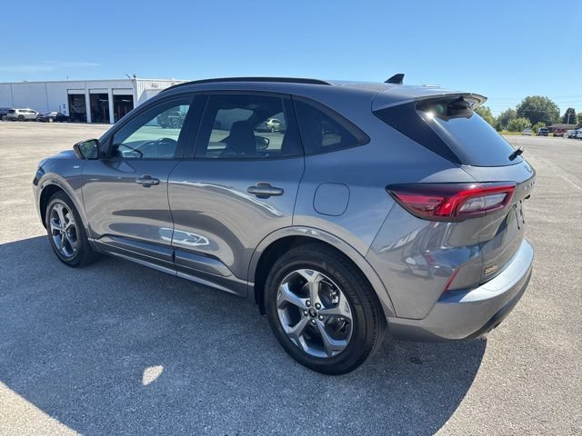 Used 2024 Ford Escape ST-Line FWD image 11