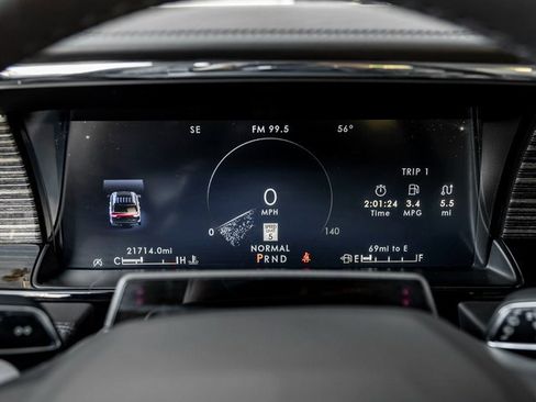 Used 2023 Lincoln Navigator L Black Label image 17