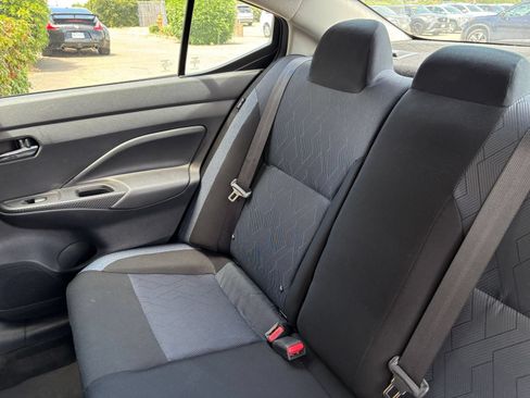 Used 2025 Nissan Versa SV FWD image 38