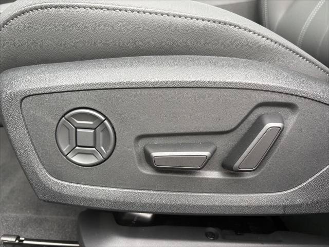 New 2026 Audi A6 Premium Plus AWD/4WD image 11