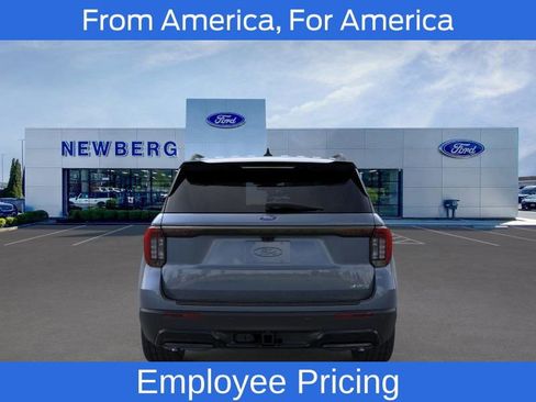 New 2025 Ford Explorer ST-Line w/ Premium Package AWD/4WD image 7