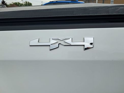 Used 2021 GMC Sierra 1500 SLE AWD/4WD image 9