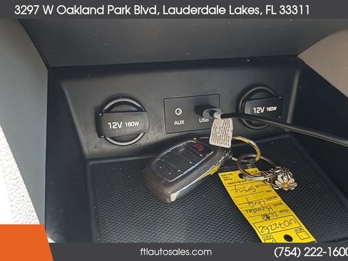 Used 2018 Hyundai Ioniq Blue FWD image 60