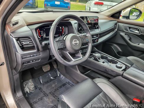 Used 2023 Nissan Rogue Platinum w/ Platinum Premium Package AWD/4WD image 10