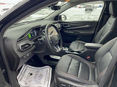 Used 2023 Chevrolet Bolt EUV Premier w/ Sun & Sound Package image 14