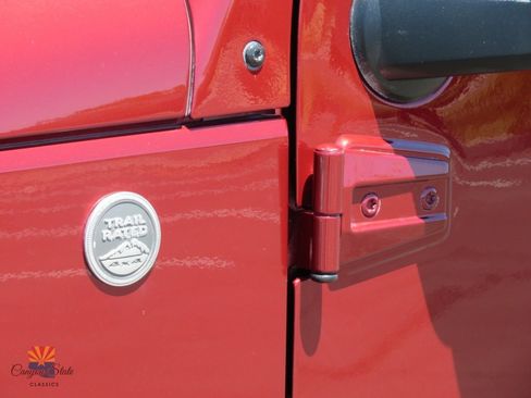 Used 2007 Jeep Wrangler Rubicon w/ Dual Top Group AWD/4WD image 31