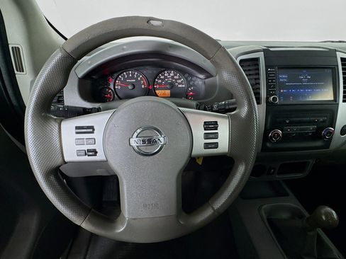 Used 2019 Nissan Frontier S RWD image 11
