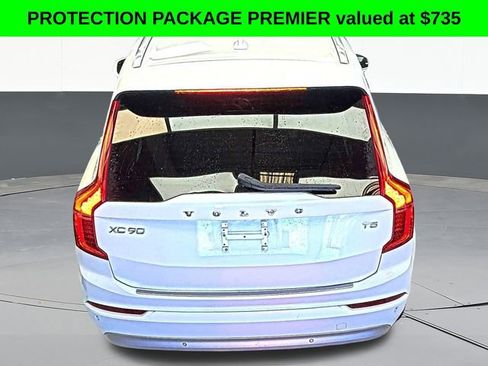 Used 2022 Volvo XC90 T5 Momentum w/ Advanced Package image 6