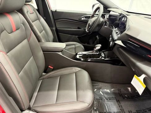 New 2026 Chevrolet Trax RS FWD image 19
