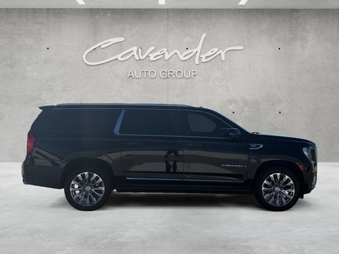 Used 2024 GMC Yukon XL Denali w/ Max Trailering Package image 17