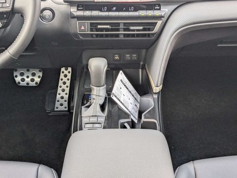 New 2026 Toyota Camry SE FWD image 19