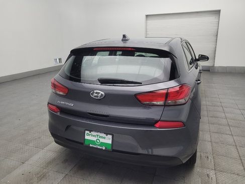 Used 2019 Hyundai Elantra GT FWD image 7