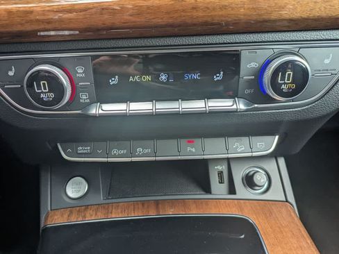 Certified 2023 Audi Q5 2.0T Premium w/ Convenience Package AWD/4WD image 14
