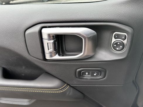 New 2026 Jeep Gladiator Sport AWD/4WD image 19