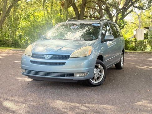 Used 2005 Toyota Sienna XLE Limited image 1