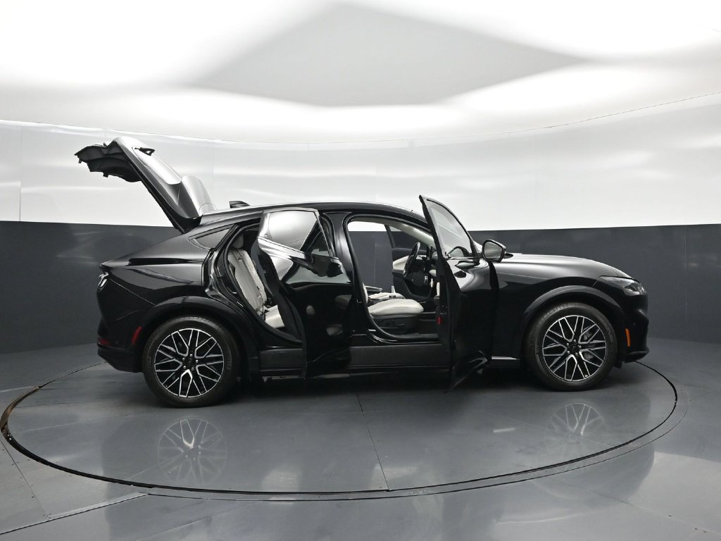Used 2024 Ford Mustang Mach-E Premium RWD image 4