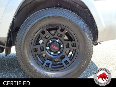Used 2023 Toyota 4Runner SR5 AWD/4WD image 12