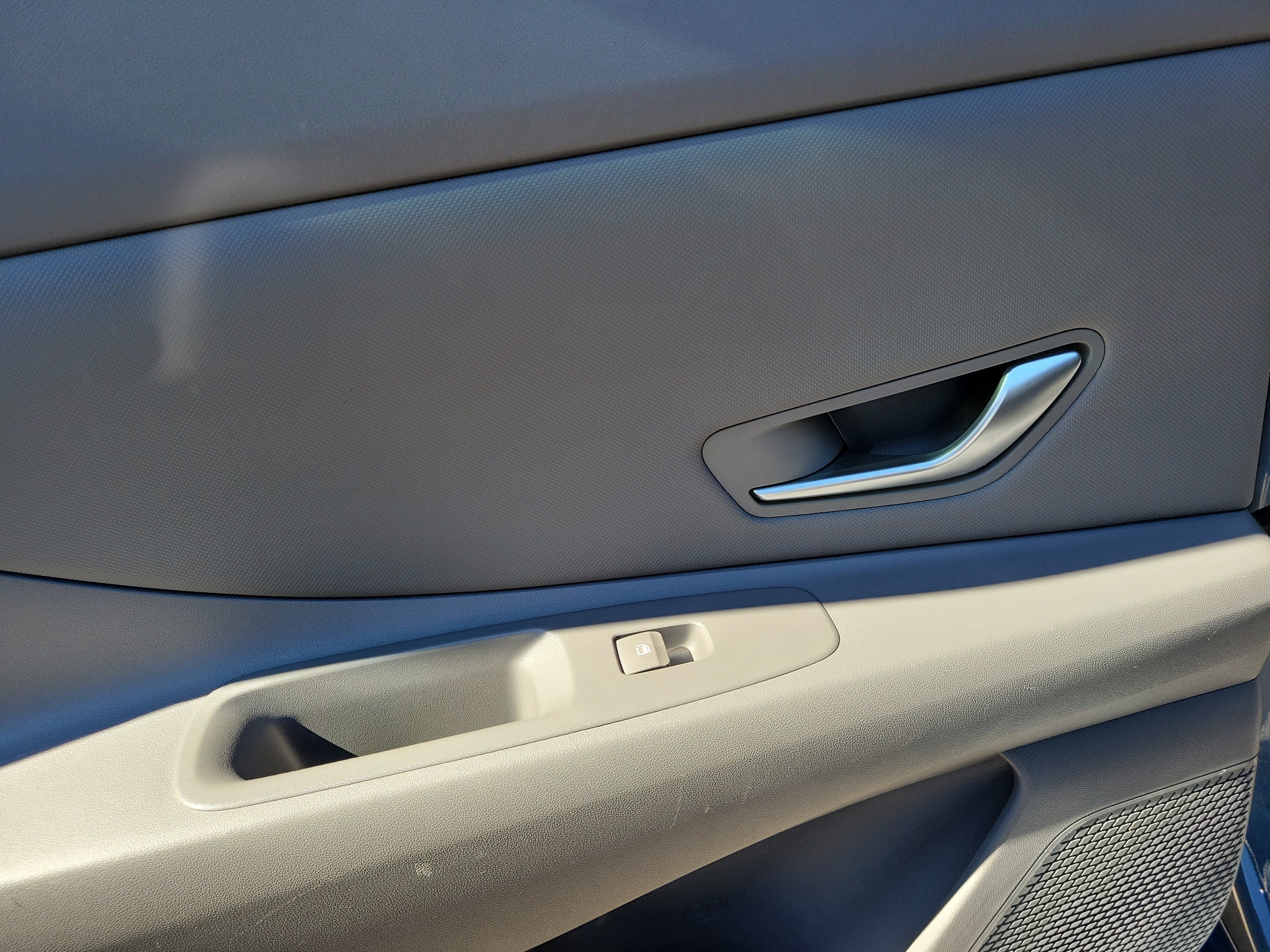 Used 2021 Hyundai Elantra SEL w/ Convenience Package FWD image 20