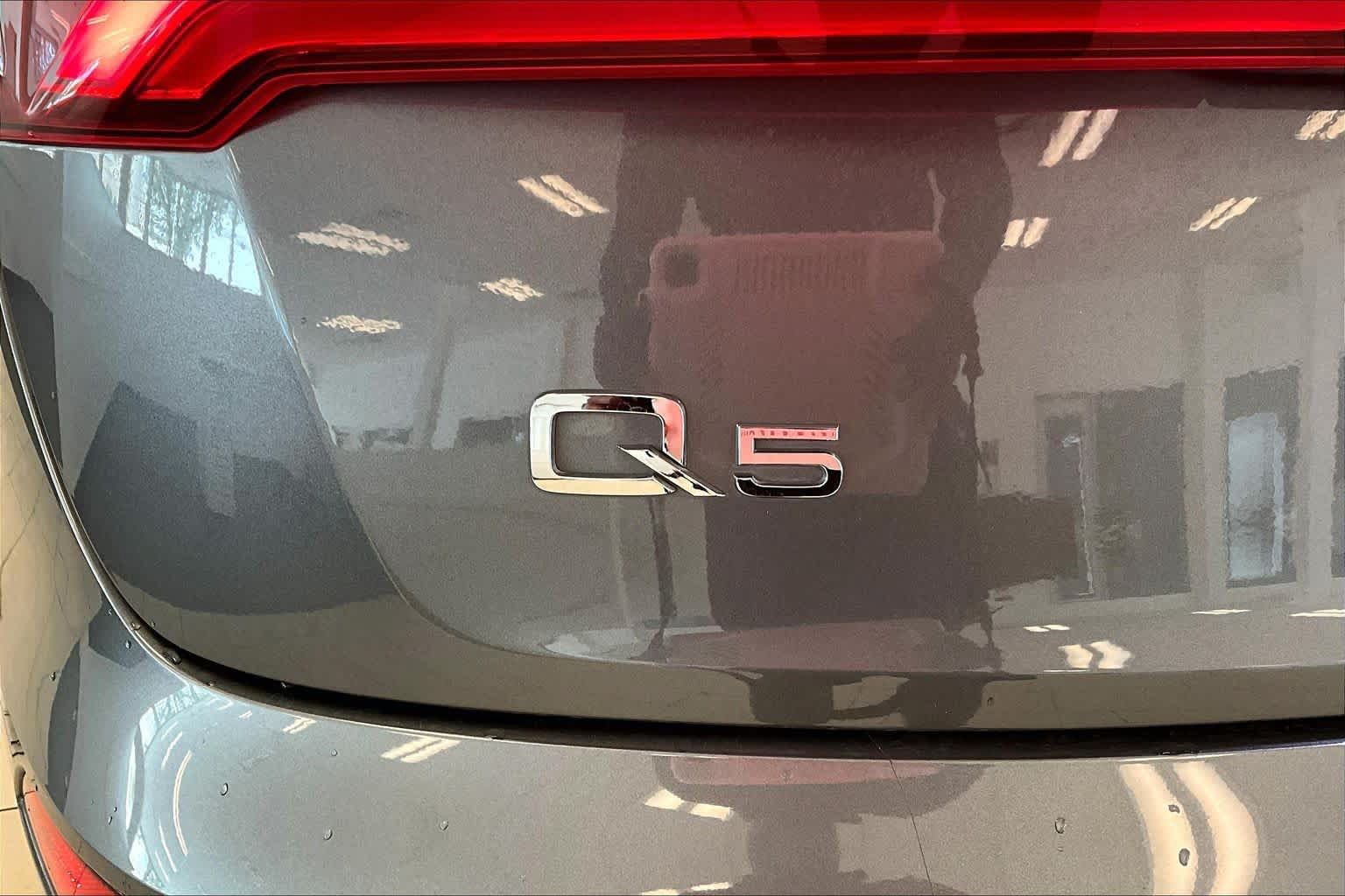 Used 2020 Audi Q5 2.0T Premium AWD/4WD image 30