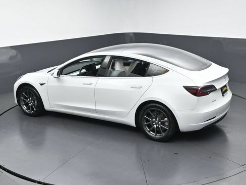 Used 2020 Tesla Model 3 Standard Range Plus RWD image 43