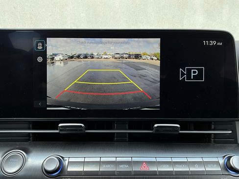 Used 2025 Hyundai Kona SEL image 33