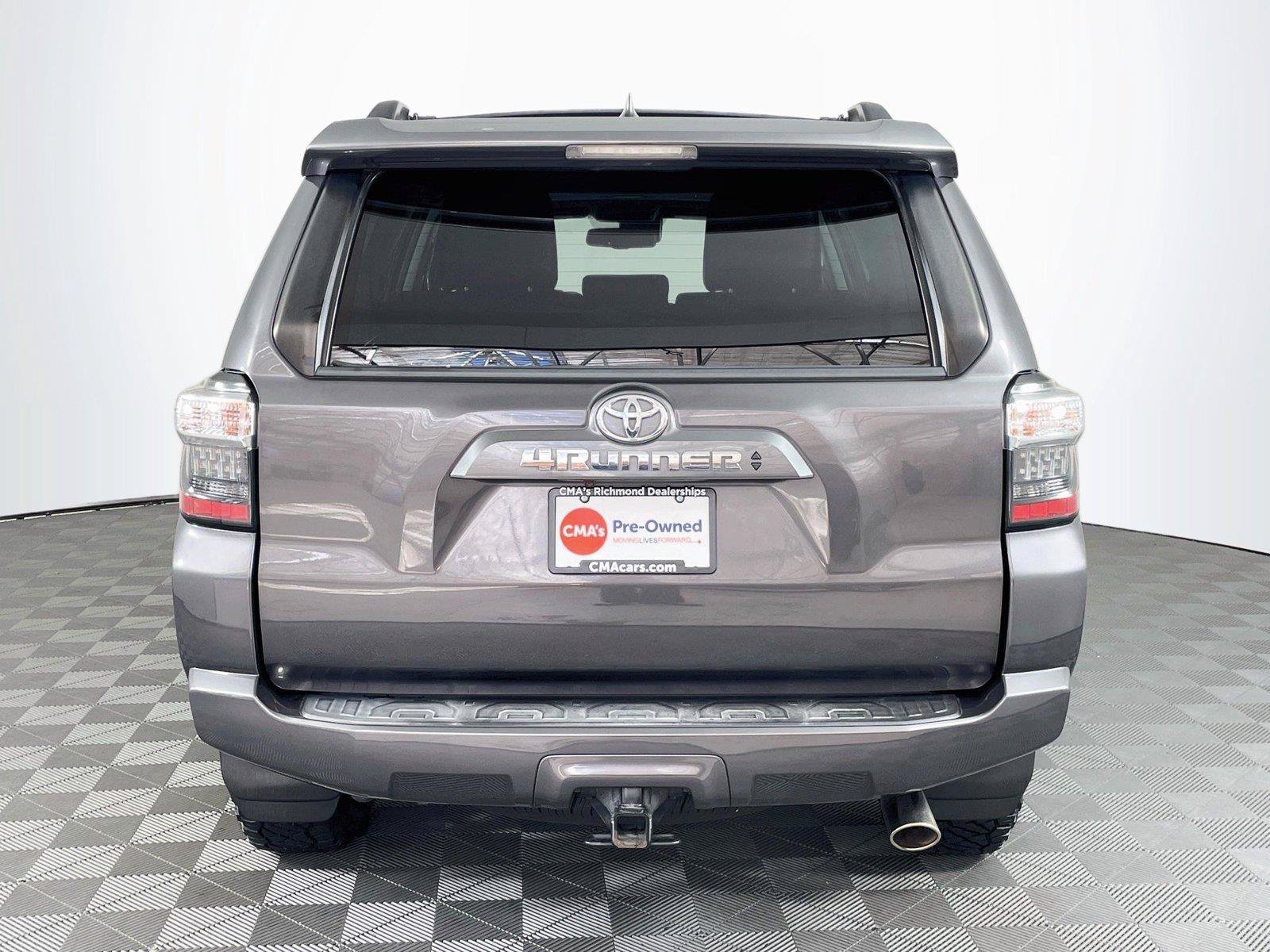 Used 2020 Toyota 4Runner SR5 Premium w/ Moonroof Package AWD/4WD image 7