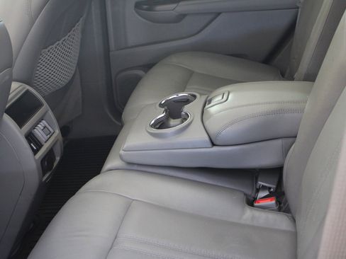 Used 2012 Cadillac SRX Performance image 19