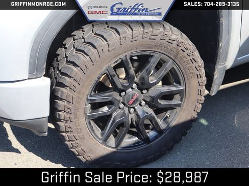 Used 2021 GMC Sierra 1500 Elevation AWD/4WD image 11