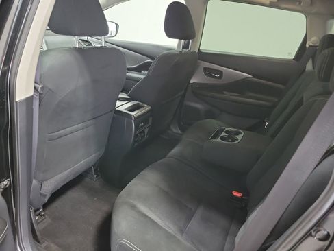 Used 2019 Nissan Murano S image 22