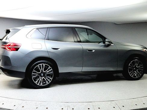 Used 2025 BMW X3 xDrive30i w/ Premium Package image 7