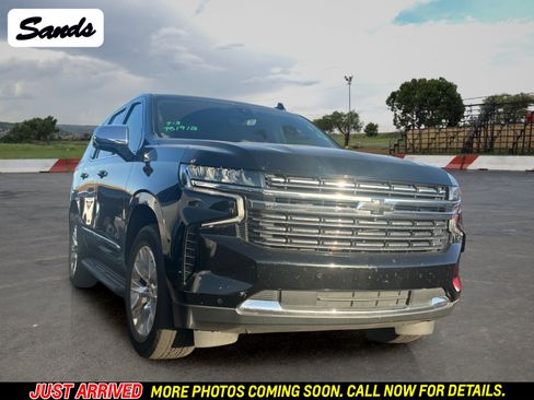 Used 2021 Chevrolet Tahoe Premier w/ Premium Package RWD image 1