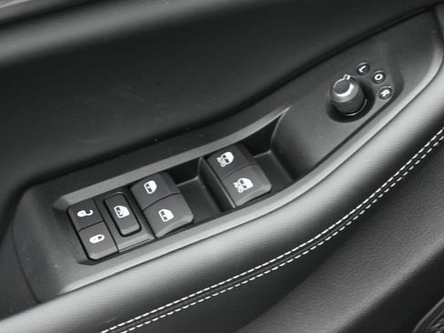 New 2025 Jeep Grand Cherokee L Laredo w/ Luxury Tech Group I image 21