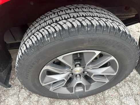 Used 2019 Chevrolet Silverado 1500 LT w/ All-Star Edition image 10