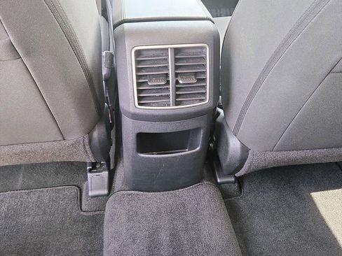 Used 2025 Kia Sportage LX AWD/4WD image 31