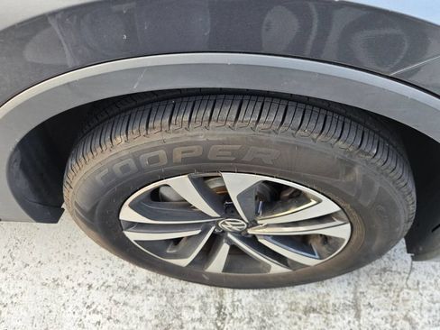 Used 2022 Volkswagen Tiguan S FWD image 6